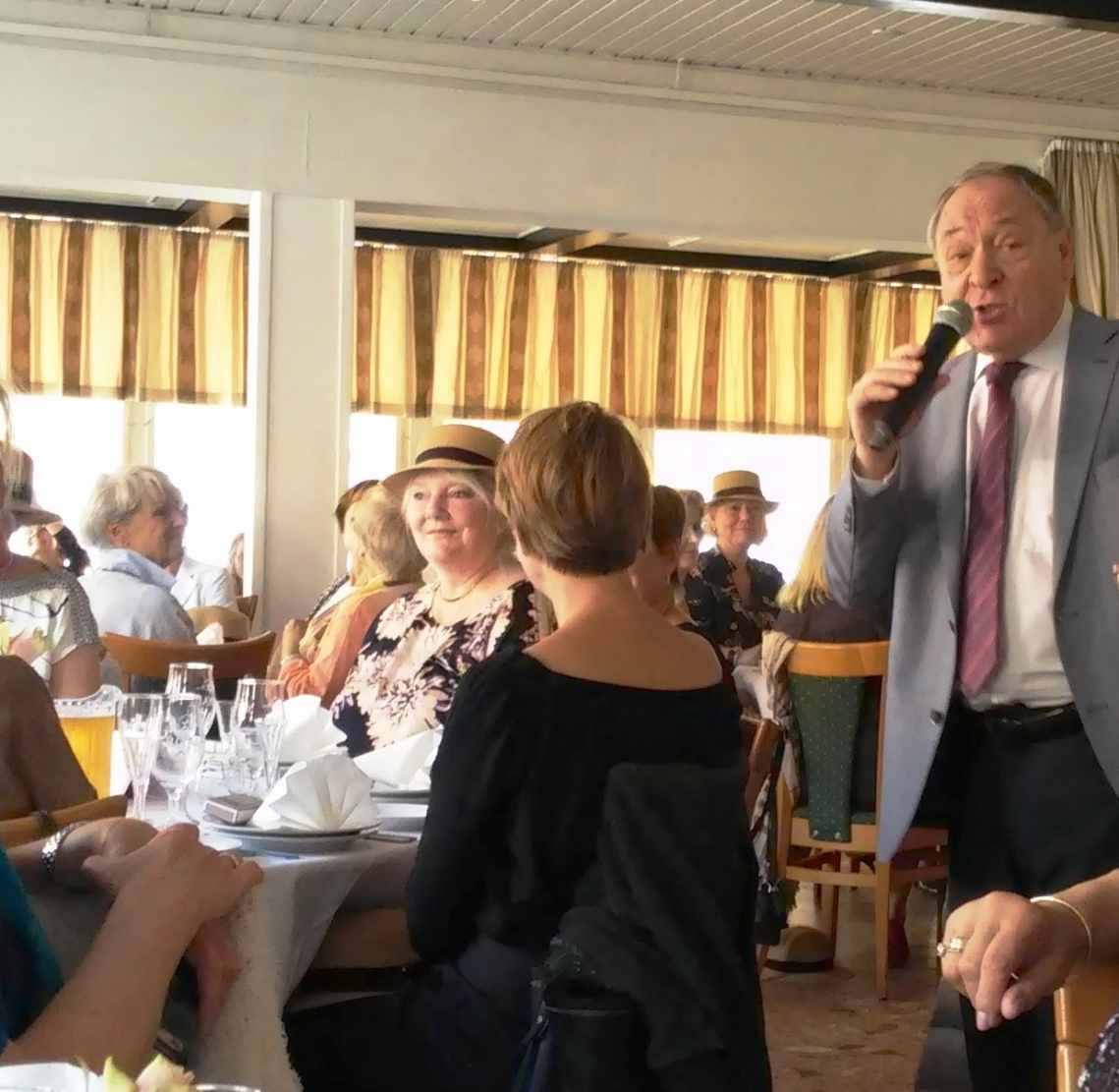Dines Bogø