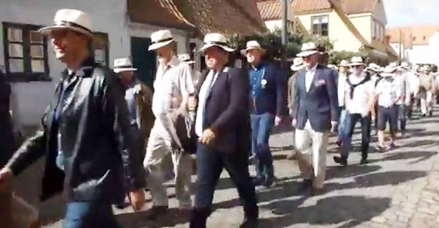 Dines Bogø